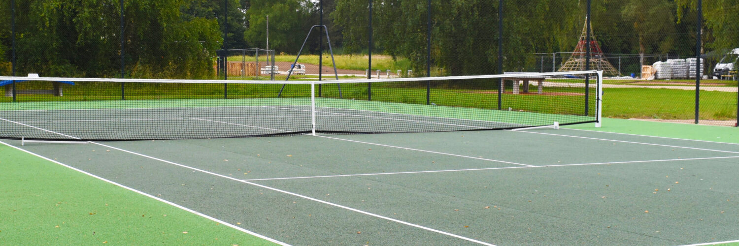 https://www.wavrin.fr/wp-content/uploads/2024/07/terrain-de-tennis-scaled-1500x500.jpg